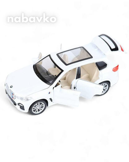BMW X5 BELI 1:32 SVETLO & ZVUK AUTIĆ
