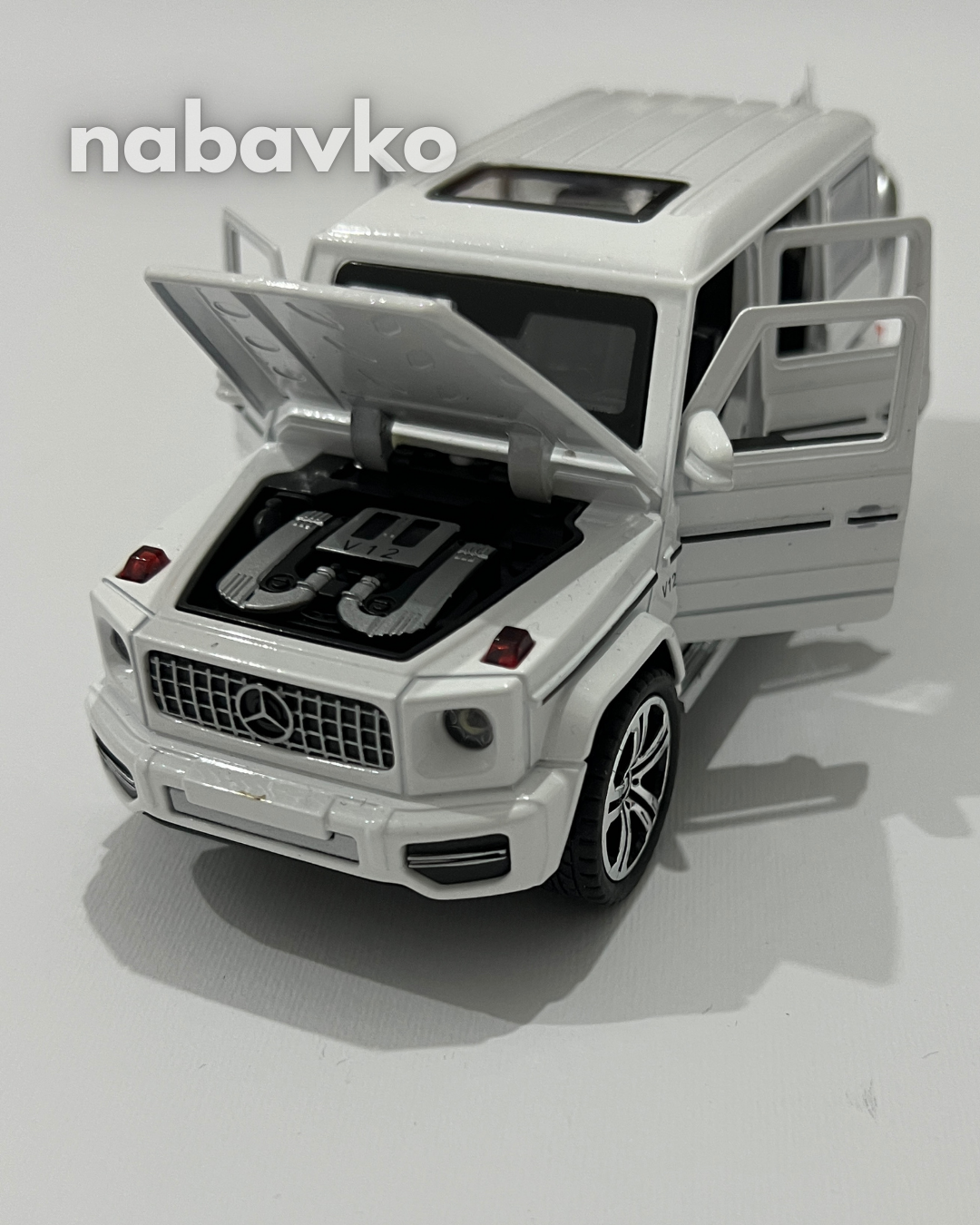 Nabavko Mercedes-Benz G-Klasa Model Auto™ – Kolekcionarski SUV
