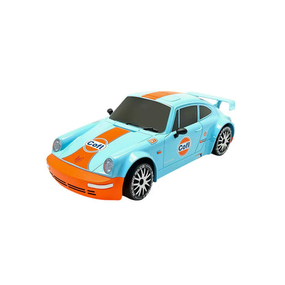 Drift Retro RC Silver – igračka auto za driftovanje sa punjačem i dodatnim gumama